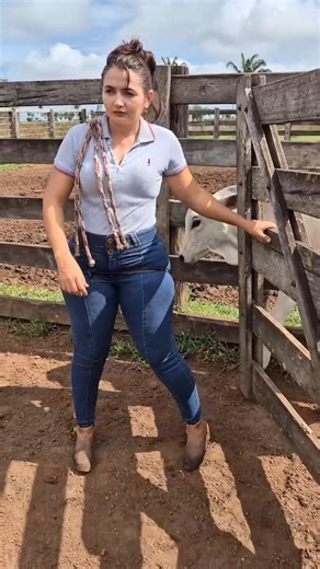 Cow milking by hand Friday vlog 6 | Tatiane Dairy Farm | #shortsfeed #animals #viralvideo #viral