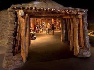 COD Hosts Free Tour of Field Museum Native American and Hawaiian Collections March 18