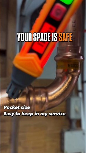 In this video, I review a Gas Leak Detector #HomeSafety #GasLeak #SafetyFirst #HomeInspection