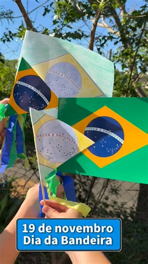 🎉 Atividade Palitoche – Bandeira do Brasil 🇧🇷 Uma proposta criativa e divertida para celebrar o Dia da Bandeira (19 de novembro) em sala de aula! 💚💛💙 As crianças vão adorar montar suas próprias bandeirinhas, explorando as cores e a simbologia do nosso país de forma lúdica e significativa! ✂️✨ 📚 Ideal para Educação Infantil e Ensino Fundamental 📄 Versões colorida e para colorir 💡 Perfeita para murais, desfiles e apresentações escolares 💬 Comente EU QUERO para receber o link do material 