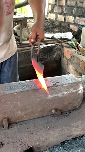 Iron spatulas #medievalblacksmith #forgedfromiron #diy