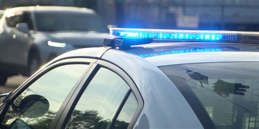 Parkway Village shooting critically injures 1