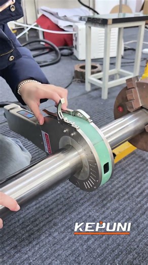 Automatic welding of 304 stainless steel circular pipes, automatic pipe welding equipment