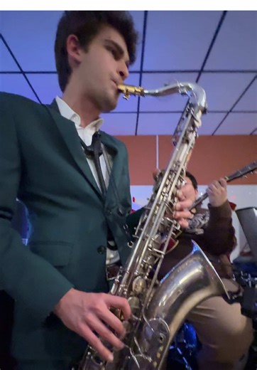 Merry Christmas with Saxophone Music