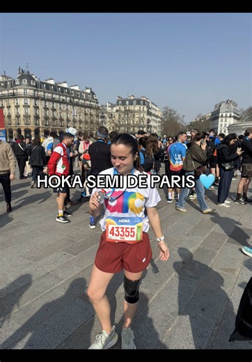 HOKA SEMI DE PARIS 2026 🩵 Le sourire du début à la fin 😆 Courir pour une cause qui me tiens à cœur ❤️ Et des saucissons à l’arrivée 🕺🏻 #CapCut #semimarathon #hoka #PR #run