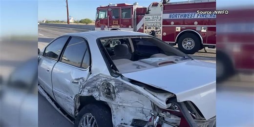 Multiple-vehicle crash closes Interstate 10 eastbound near Ina Road