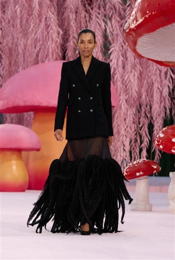 Jamaican Romae Gordon recognised among age-defying models on fashion’s top runways - Jamaica Observer