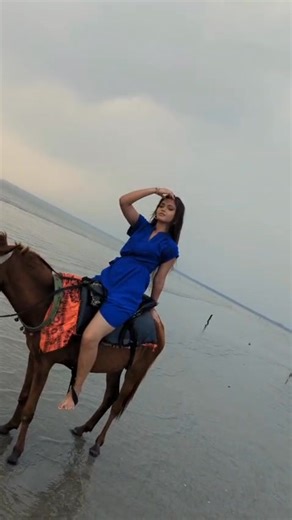 Awesome fashion house | Awesome Fashion House