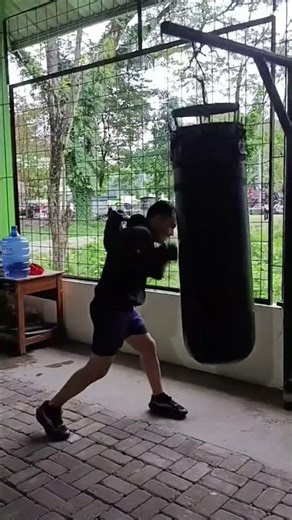 therapy #boxing #samsak #olahraga #martialarts #trisanja
