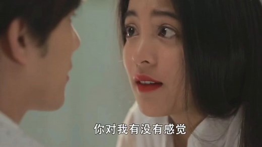 心机女勾引闺蜜男朋友，男友完全破防了，被女友现场抓到