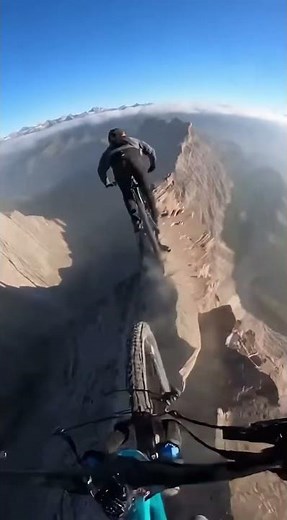 Insane Mountain Bike Downhill in the Mountains | Fast & Technical Descent