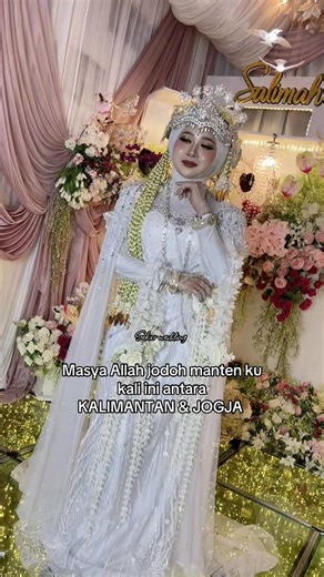 Bride si cantik salimah🥰😍❤️ @_SS💋 Gown new 😍 Lunuk Mua sekar wedding #makeupwedding #akadnikah #adatsunda #adatbanjar #baantaranjujuran