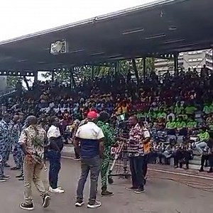 12K views | 퐕퐈퐃퐄퐎: 퐖퐨퐫퐤퐞퐫퐬 퐌퐚퐫퐤 퐌퐚퐲 퐃퐚퐲 퐖퐢퐭퐡 퐑퐚퐥퐥퐲 퐀퐭 퐄퐚퐠퐥퐞 퐒퐪퐮퐚퐫퐞...