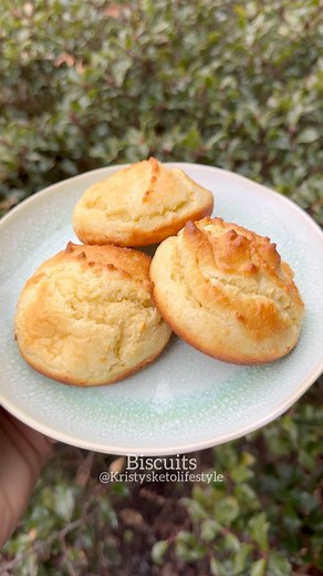 45K views · 1.1K reactions | Biscuits (recipe in comments) #biscuits #lowcarb #glutenfree #cookingtime #recipe #kristysketolifestyle | Kristyslifestyle | Facebook
