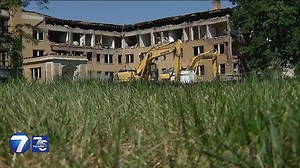 3.6K views · 25 reactions | A building that has been in Dayton for more than 100 years and demolition crews began to tear it down on Wednesday. bit.ly/4eeygCh | WHIO | Facebook