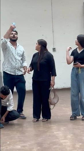 Chor h ye 😳😂 #shorts #funny #comedyshorts #comedy #prank