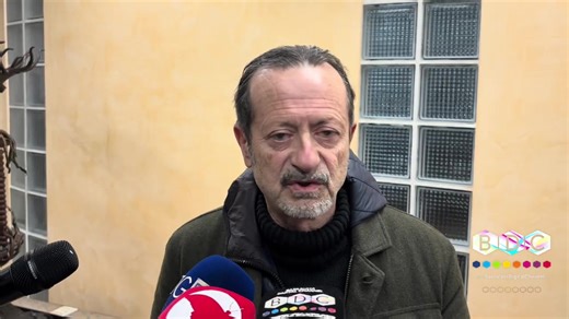 POTENZA, ROCCO PAPALEO PRESENTA “IL BENE COMUNE” 🎤 L’attore e regista lucano torna nella sua terra per presentare “Il Bene Comune”, la sua ultima opera che profuma di radici e umanità. In un tour che sta toccando i principali cinema della Basilicata, Papaleo mette a nudo la sua visione del mondo: un misto di umorismo e poesia necessario per lenire le ferite di una società dove il senso di comunità sembra spesso vacillare 🎬 https://www.basilicatadigitalchannel.com/news/interviste/22831-potenza-