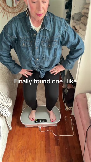 Effective Vibration Plate for Lipedema and Lymphedema