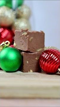 This Sugar-Free Pecan Fudge Is a Holiday Game-Changer