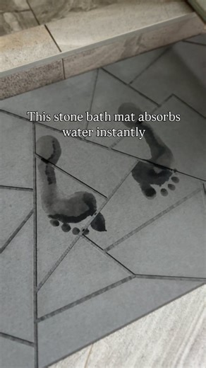 Tired of bath mats that stay wet, start to smell, and never fully dry?😫 The Quick Dry Stone Bath Mat absorbs water instantly and dries in minutes, helping keep your bathroom fresher and more hygienic every day. 🤍👣 Made from natural diatomaceous earth, it’s naturally antibacterial, super absorbent, and quick-drying! No damp fabric, no lingering moisture. 👣 The non-slip surface keeps it stable underfoot, while its modern design makes it a practical upgrade for any bathroom. 🛁 Available in two