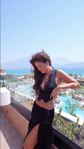 Black Faux Leather Vest 🖤 | Edgy Chic Outfit Idea