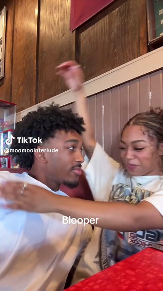 mo (@moomoointerlude)’s video of Bloopers