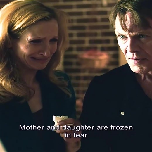 Unraveling the Time Loop Mystery in a Haunted House