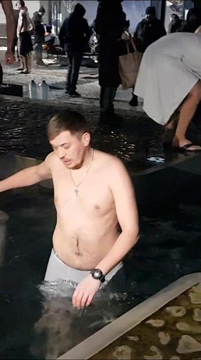 ICE HOLE BATHING #632 / SWIMMING WINTER 2025