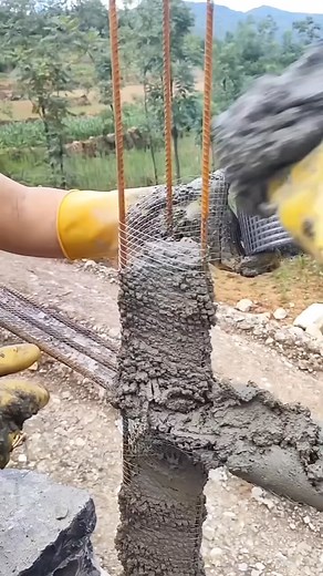 what's inside this cake 😱#shorts | FACT KP