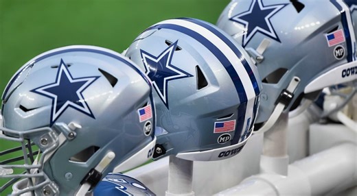 Dallas Cowboys Add 1100-Yard Running Back Who's Looking For a New Team In Blockbuster Trade Proposal That Would Shake Up Their Offense