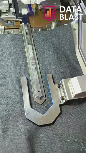 zipper stitching process by automatic sewing machine