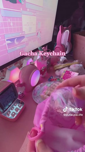 Blippo Kawaii Shop gifted me a surprise kawaii bag! Everything was so cute and they really packed it to the brim. Thank you Blippo! 💕 #kawaii #blippo #blippokawaiishop #sanrio #sanriocore #kawaiiaesthetic #kawaiiunboxing