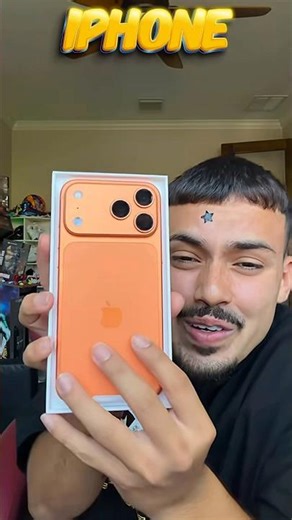 Imagine Santa Claus is coming to your house, what gift would you ask for? 🎅😱😍