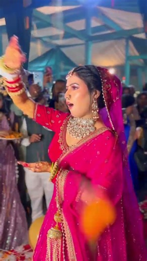 Beautiful Bride Entry Dance 😍 #wedding #love #dance #viralvideo #fyp #ytshorts