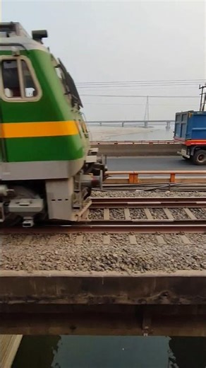 Kolkata-Sairang Exp. Crossing Farakka Barrage over the River Ganga #Northbengaldiary