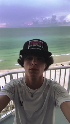 Hunter Page (@hunterpageofficial)’s videos with Rock and A Hard Place - Bailey Zimmerman