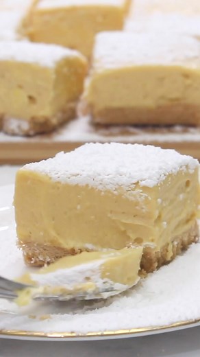 71K views · 185 reactions | This adults-only no-bake custard slice is spiked with Baileys Irish Cream for a decadent dessert we just can’t resist! Click the link in our Instagram bio for the full recipe or search “BestRecipes Baileys custard slice”. #baileys #baileysdessert #custardslice #slice #easybaking #easydessert #easydesserts #afternoontea | Best Recipes | Facebook