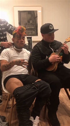 6ix9ine got out of jail and immediately dropped an acappela freestyle 🔥