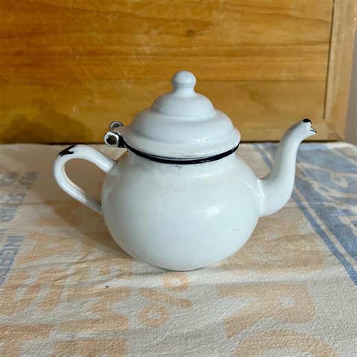Small Vintage White Enamelware Teapot With Gooseneck Spout, Chippy Rustic Decor - Etsy