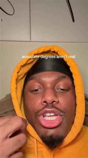 Camden Elijah on Instagram: "are associate degrees real degrees? here’s my perspective & honestly never thought the internet would have this debate considering the word “degree” is literally in the name 😭 follow @camdenelijahh for hot takes & college content #associatedegree #college #highereducation #blackcollegestudent #communitycollege #hottake #firstgeneration do you think an associate degree is a real degree?"