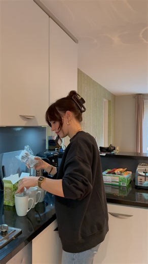 Southerly Bower on Instagram: "We laughed until 1am 😂 Who knew Wii bowling & Mario Kart could be so much fun! @center_parcs_longleat #DayInTheLife #ChristmasVlog #FamilyVlog #CenterParcs"