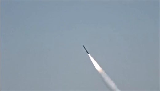 🇵🇰 NEW: The Pakistan Army Rocket Force Command has test fired the Fatah-II, a ~400 km-range precision guided system with advanced avionics and targeting, to validate performance and boost combat readiness.~ Pakistani media reports