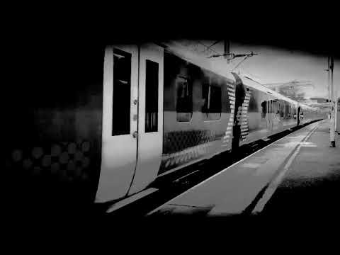 class 385 departing from polmont