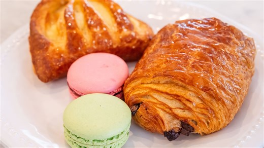 Popular French cafe opens 4th Jacksonville restaurant, its first with a drive-thru