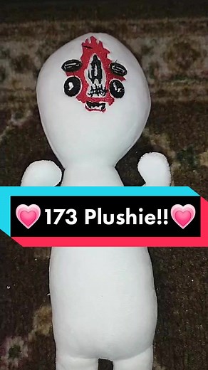 I got my 173 plushie!!! 💗💗 #scp #scptiktok #scpfoundation #scp173 #peanut #statue #plushie #cute #toys #socute