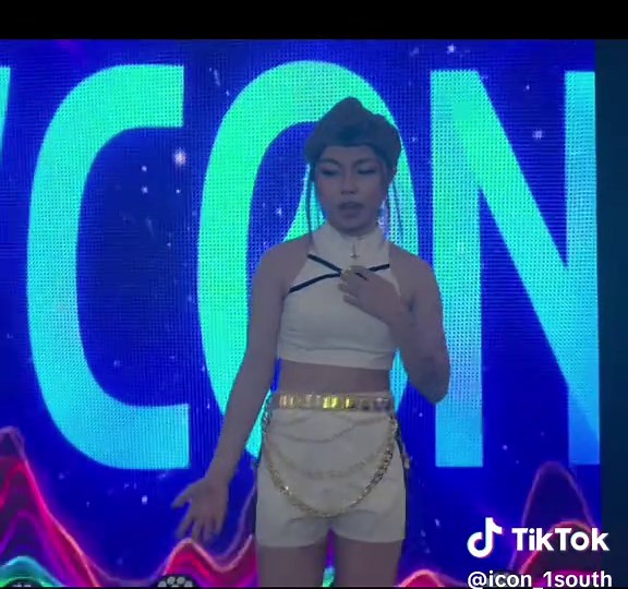 KPOP Demon Hunters: Crafting Zoey's Weapon