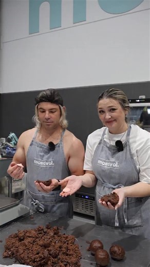 Mondvol™️ met Andriette 🍪 on Instagram: "You asked us for bloopers…so here they are🤭😅 • Reminder 🌟 If you’re still looking for the perfect Christmas gift for your partner, bestie, kids (or yourself 👀) the Mondvol Christmas Box + Iconic Red Faffie combo is such a WIN!!🥳 @faffies.official • It’s the ultimate SA summer gift! Playful, bold, and guaranteed to spread JOY☀️ • Head to faffies.co.za to grab yours. We really did make Christmas simple this year😉🎄❤️ #mondvol #bakery #baker #cookies