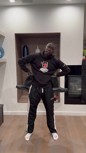 Effective Life Hacks Reviewed by Khaby