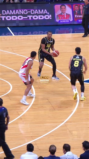 Heading puts TNT on the score board 💥 LIVE 👇🏽 🏀 RPTV ch 9 and 10 (free tv) 🏀 PBA Rush on Cignal ch 90 & 260 🏀 Pilipinas Live App (download for free livestream) 🏀 OneSports YouTube (free live stream) #PBA50 #PBA50LID #PBA50PhilCupFinalsG3 | PBA