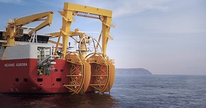 The A-frame in position on the ‘Nexans Aurora’